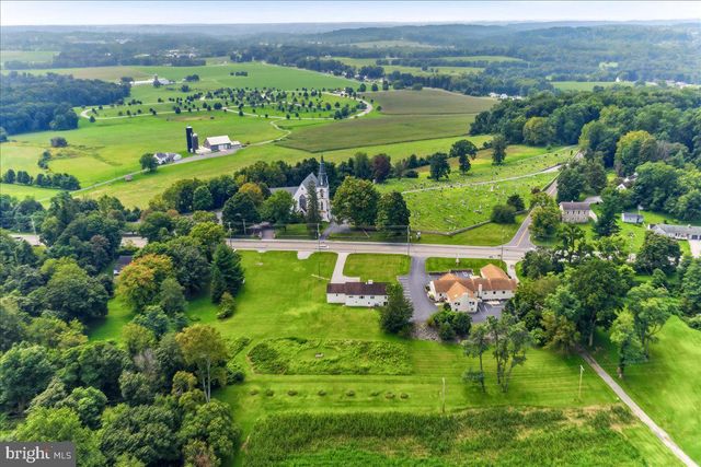 1679 HORSESHOE PIKE, Glenmoore, PA 19343
