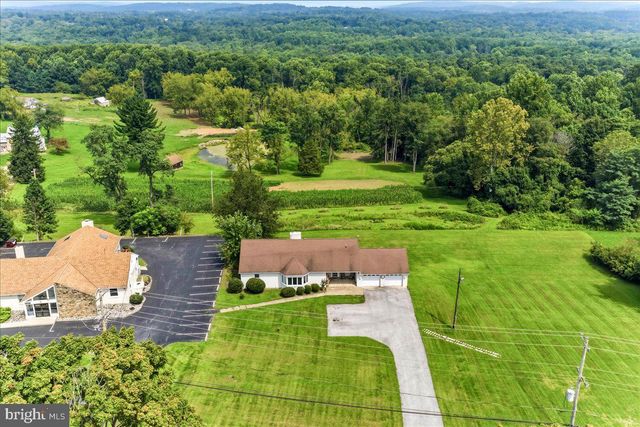 1679 HORSESHOE PIKE, Glenmoore, PA 19343