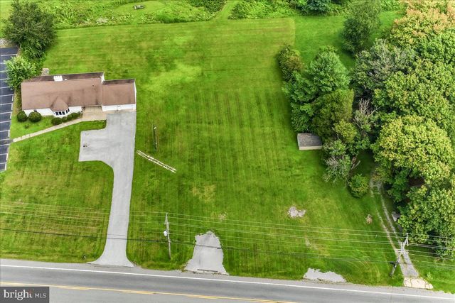 1679 HORSESHOE PIKE, Glenmoore, PA 19343