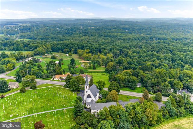 1679 HORSESHOE PIKE, Glenmoore, PA 19343