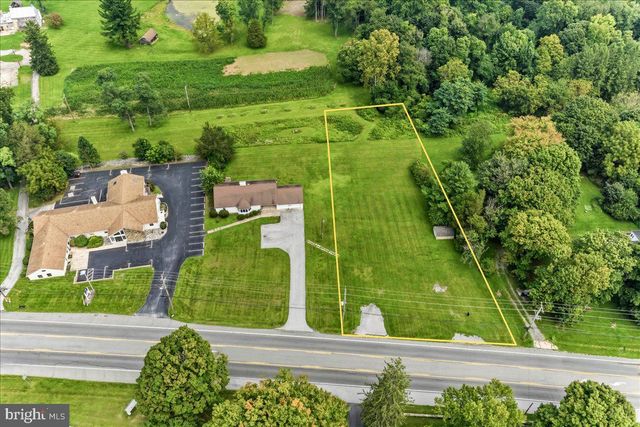 1679 HORSESHOE PIKE, Glenmoore, PA 19343