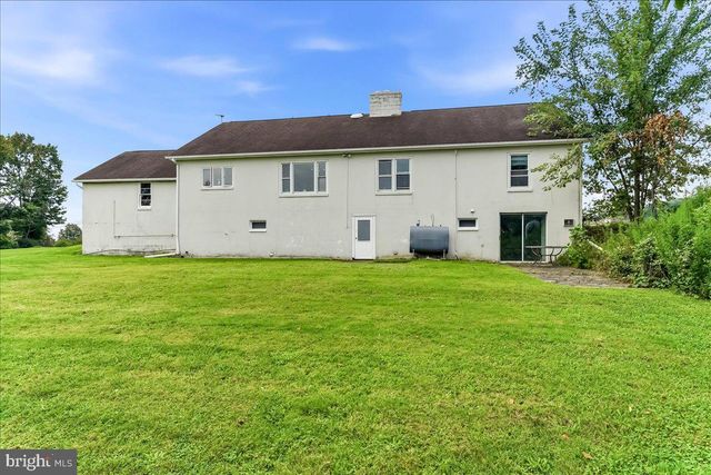 1679 HORSESHOE PIKE, Glenmoore, PA 19343