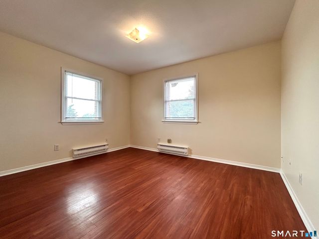 65 Donna Drive C1, New Haven, CT 06513
