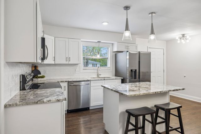 5008 Suter Dr, Nashville, TN 37211