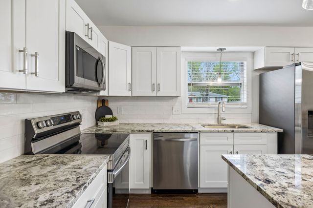 5008 Suter Dr, Nashville, TN 37211