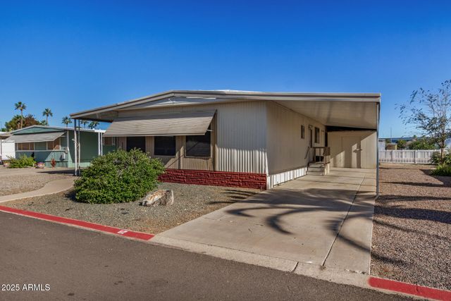 2650 W UNION HILLS Drive 82, Phoenix, AZ 85027