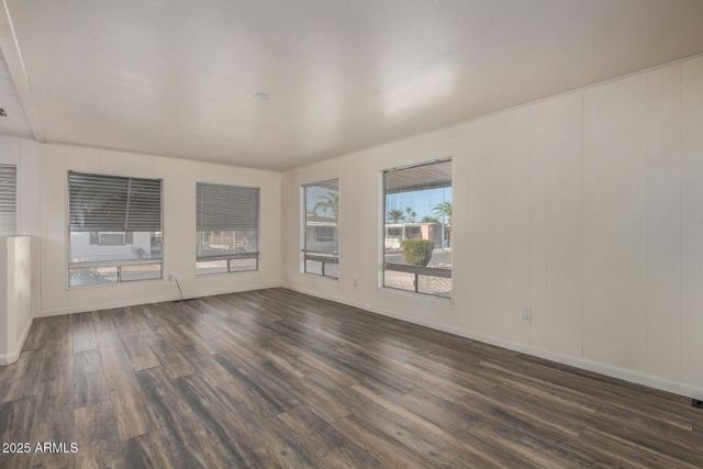 2650 W UNION HILLS Drive 82, Phoenix, AZ 85027