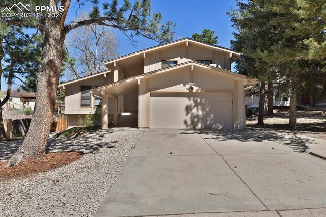 3136 Squaw Valley Drive, Colorado Springs, CO 80918