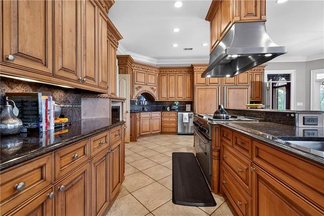 8480 St Marlo Fairway Drive, Duluth, GA 30097