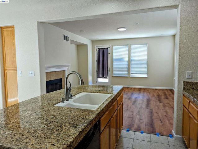 1455 Paradise Ln, Brentwood, CA 94513