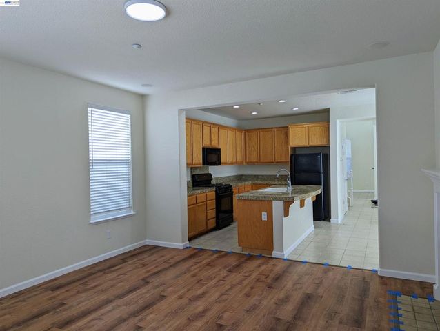 1455 Paradise Ln, Brentwood, CA 94513