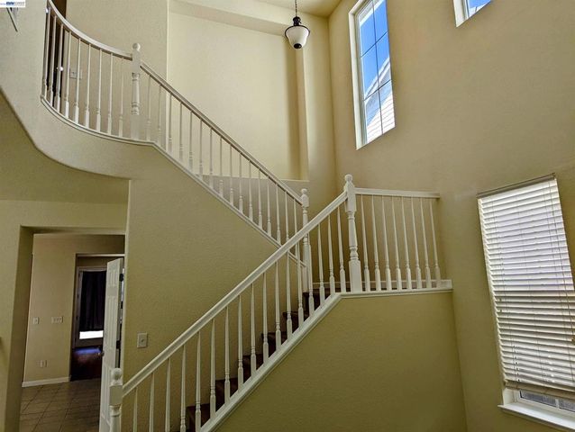 1455 Paradise Ln, Brentwood, CA 94513