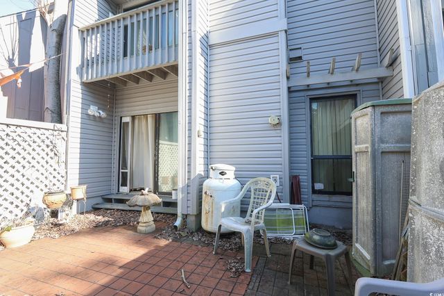 312 73rd Ave N Apt 15, Myrtle Beach, SC 29572