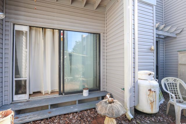 312 73rd Ave N Apt 15, Myrtle Beach, SC 29572