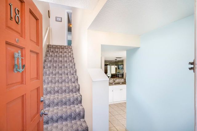 390 A1A Beach Blvd 18, St Augustine, FL 32080