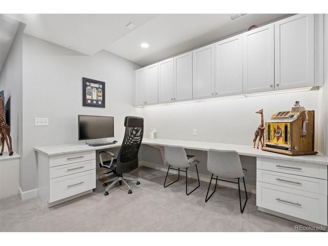 2118 S Teller Ct, Lakewood, CO 80227