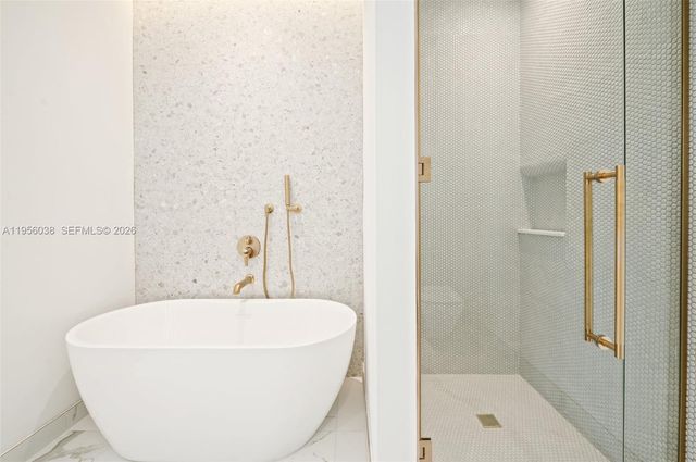 2655 S Bayshore Dr 805, Miami, FL 33133