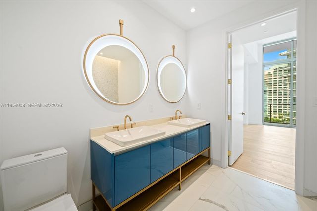 2655 S Bayshore Dr 805, Miami, FL 33133