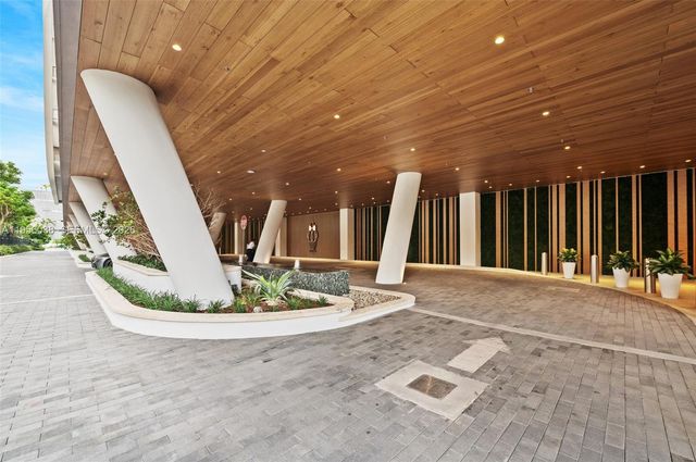 2655 S Bayshore Dr 805, Miami, FL 33133