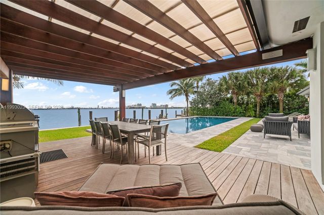 9301 N Bayshore Dr, Miami Shores, FL 33138