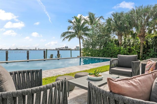 9301 N Bayshore Dr, Miami Shores, FL 33138