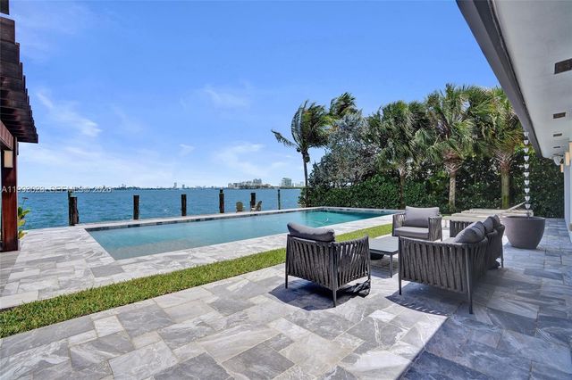 9301 N Bayshore Dr, Miami Shores, FL 33138