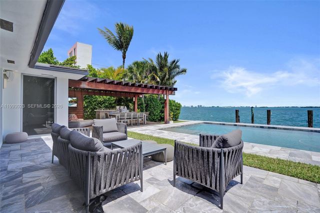 9301 N Bayshore Dr, Miami Shores, FL 33138