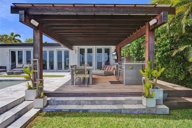 9301 N Bayshore Dr, Miami Shores, FL 33138