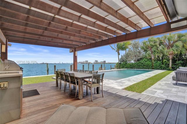 9301 N Bayshore Dr, Miami Shores, FL 33138