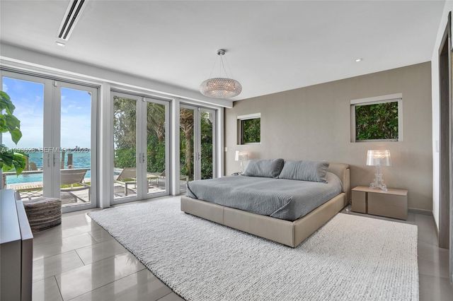 9301 N Bayshore Dr, Miami Shores, FL 33138