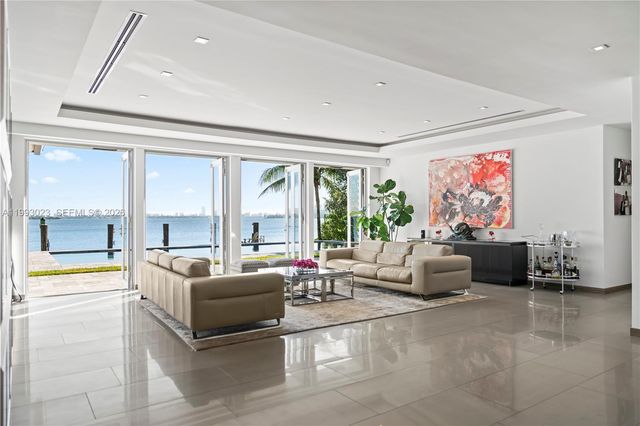 9301 N Bayshore Dr, Miami Shores, FL 33138