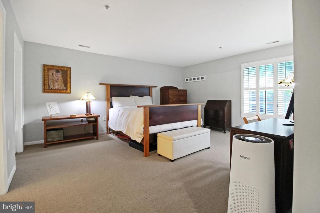 12011 TRALEE RD #101, Lutherville Timonium, MD 21093