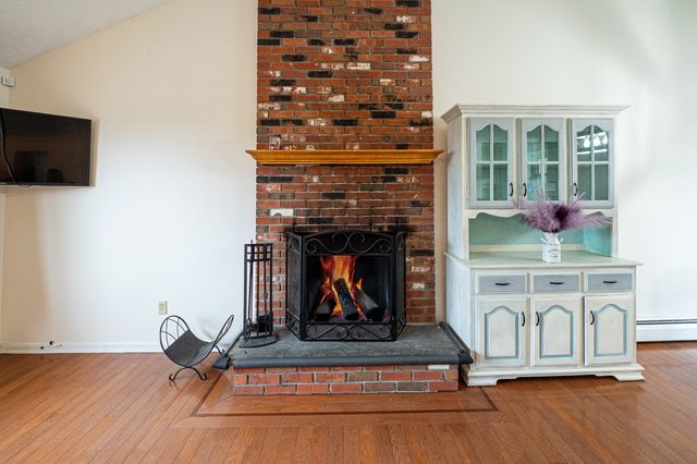 52 Cimarron Road, Middletown, CT 06457