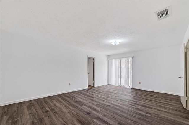 10031 Sagemill Drive, Houston, TX 77089