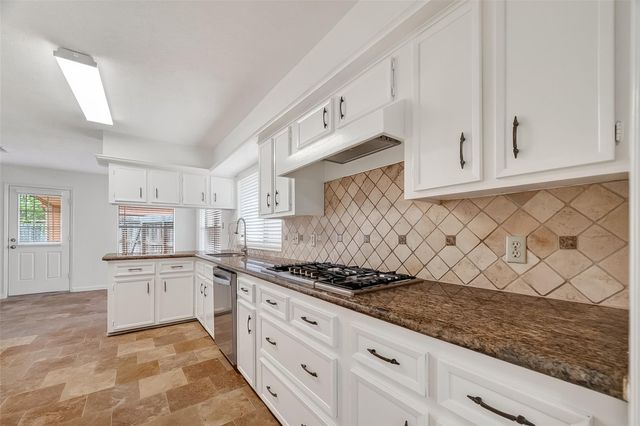 10031 Sagemill Drive, Houston, TX 77089