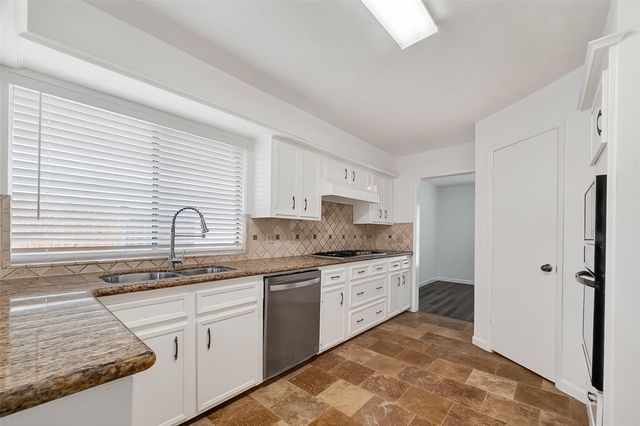 10031 Sagemill Drive, Houston, TX 77089