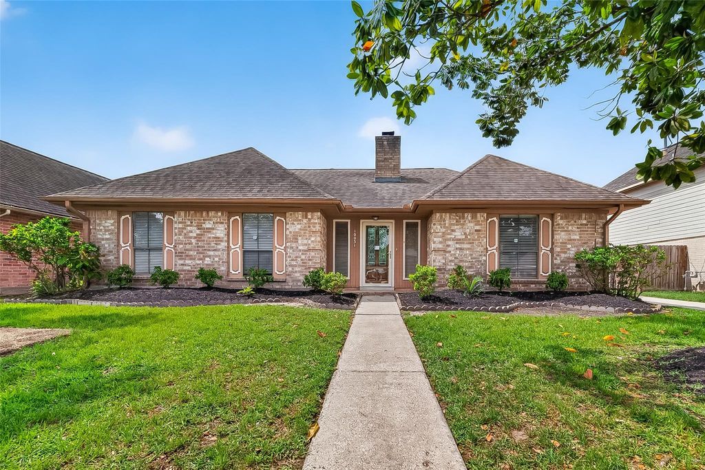 10031 Sagemill Drive, Houston, TX 77089