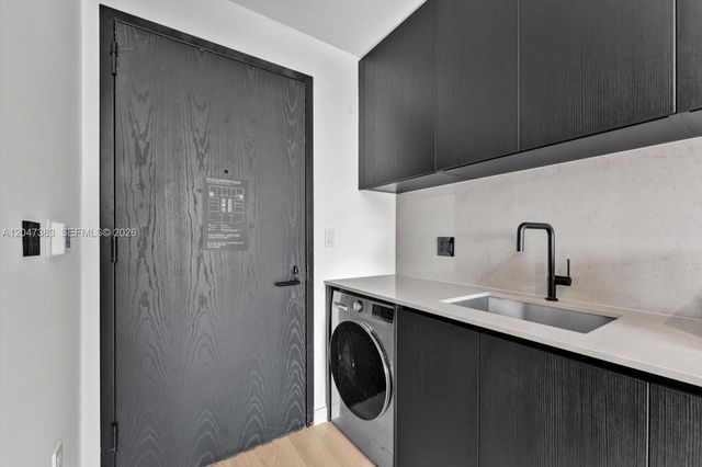 20 NE 11th Street 3105, Miami, FL 33132