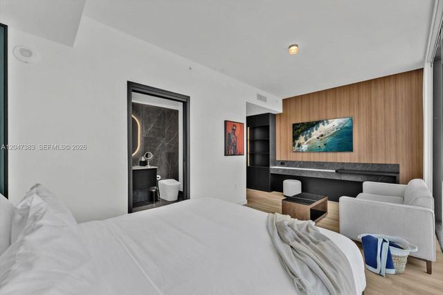 20 NE 11th Street 3105, Miami, FL 33132