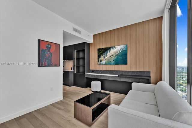 20 NE 11th Street 3105, Miami, FL 33132