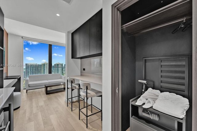20 NE 11th Street 3105, Miami, FL 33132