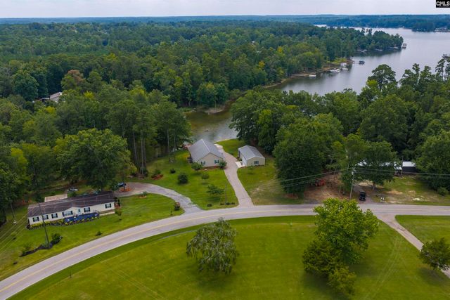2068 Blacksgate E, Prosperity, SC 29127