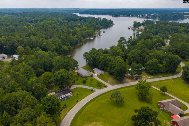 2068 Blacksgate E, Prosperity, SC 29127