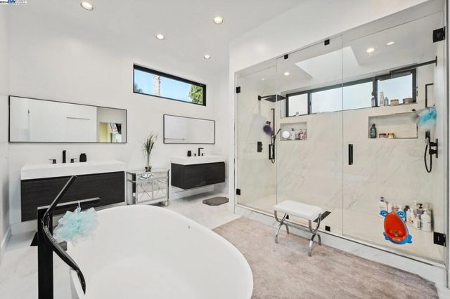 140 South Ct, Alamo, CA 94507