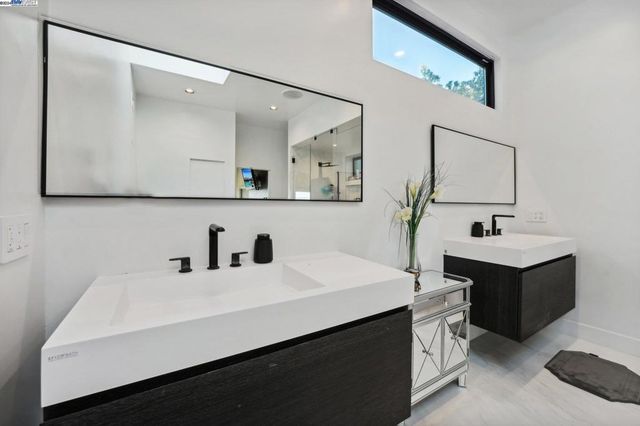 140 South Ct, Alamo, CA 94507