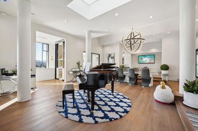 140 South Ct, Alamo, CA 94507