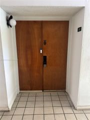 11780 SW 18th St 131-2, Miami, FL 33175