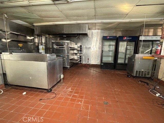 3841 Tweedy Boulevard, South Gate, CA 90280