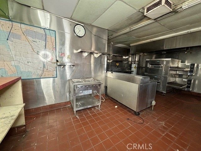 3841 Tweedy Boulevard, South Gate, CA 90280
