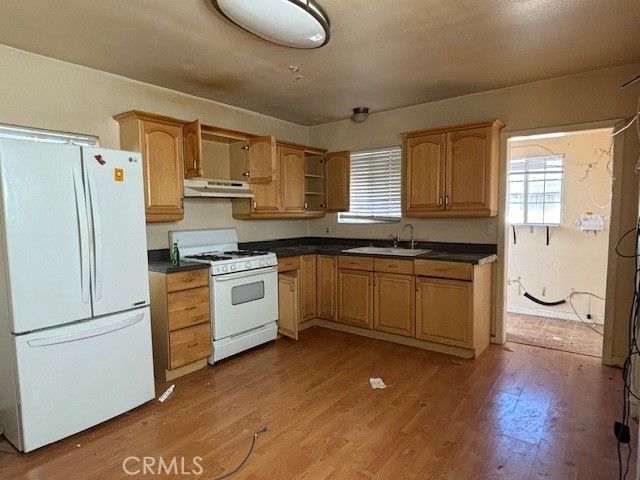 3841 Tweedy Boulevard, South Gate, CA 90280